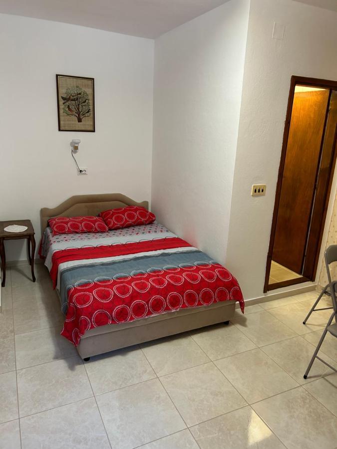 Lazarus Bigova Apartments ティヴァト エクステリア 写真