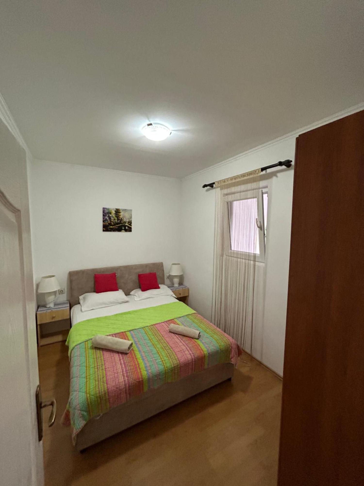 Lazarus Bigova Apartments ティヴァト エクステリア 写真