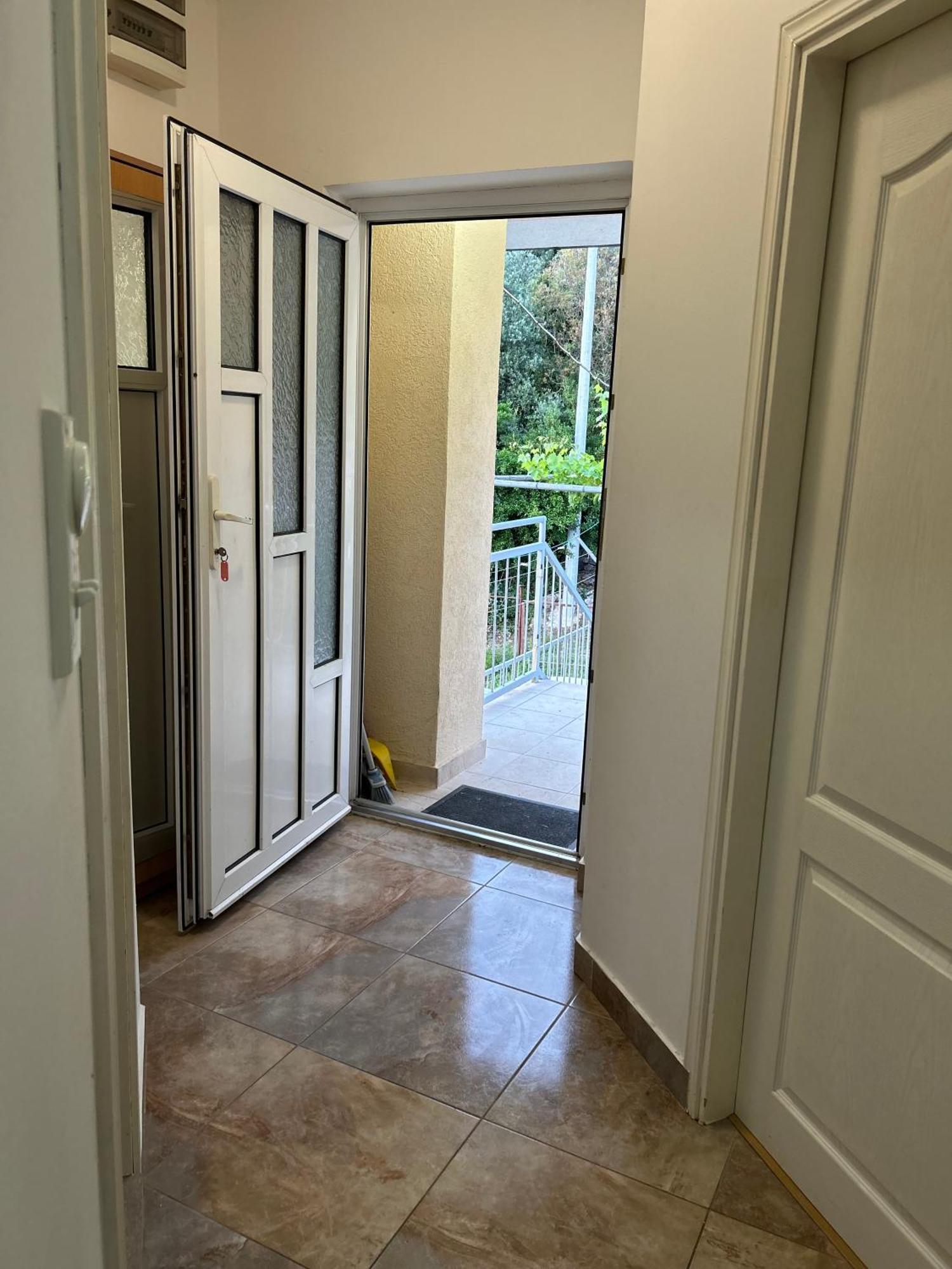Lazarus Bigova Apartments ティヴァト エクステリア 写真